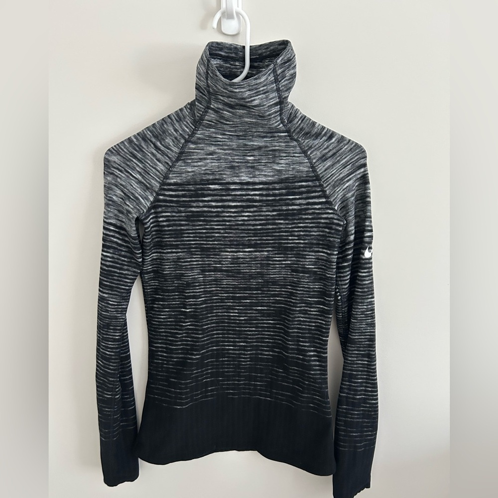 Nike pro hyperwarm shirt